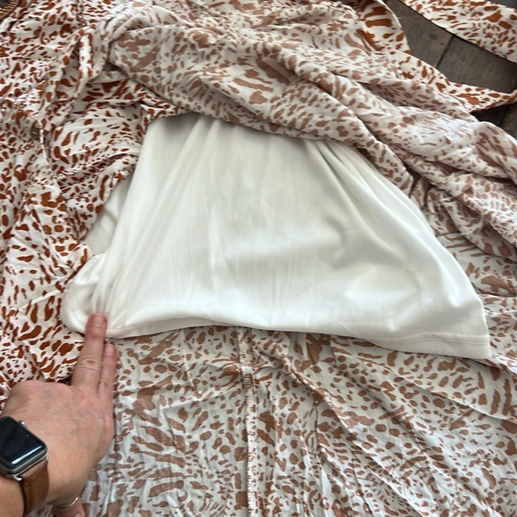 Jealous Tomato Medium ANIMAL PRINT BELTED WOVEN SLEEVELESS MIDI DRESS - Picture 10 of 11